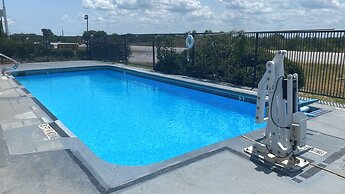 Super 8 by Wyndham Decatur Texas