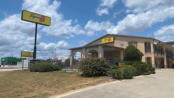 Super 8 by Wyndham Decatur Texas