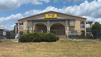 Super 8 by Wyndham Decatur Texas