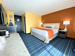 Howard Johnson by Wyndham Clifton NJ