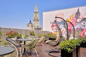 Hilton Antwerp Old Town