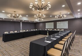 Crowne Plaza Providence-Warwick Airport by IHG