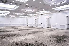 Crowne Plaza Providence-Warwick Airport by IHG