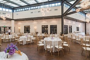 Crowne Plaza Providence-Warwick Airport by IHG