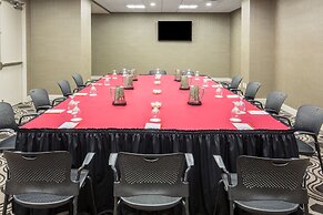 Crowne Plaza Phoenix Airport - PHX by IHG