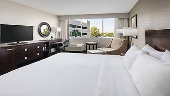 Crowne Plaza Phoenix Airport - PHX by IHG