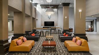 Crowne Plaza Phoenix Airport - PHX by IHG