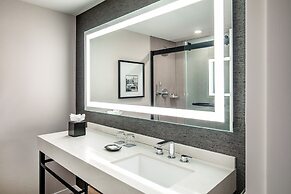 Sheraton Portsmouth Harborside Hotel