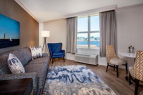 Sheraton Portsmouth Harborside Hotel