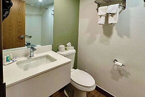 Quality Inn & Suites Albany Airport