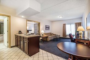 Quality Inn & Suites Albany Airport