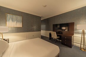 The Grand Resort