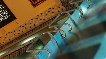 Holiday Inn Kuwait Al Thuraya City by IHG