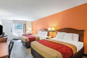 Econo Lodge Inn & Suites