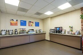 Comfort Inn by the Bay