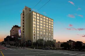 Comfort Inn by the Bay