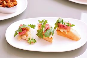 AC Hotel by Marriott Atlanta Downtown