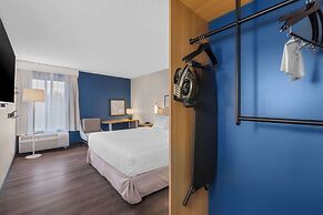 Spark by Hilton Colorado Springs I 25 Central