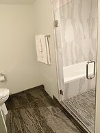 Redac Gateway Hotel In Torrance