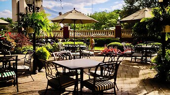 The Blennerhassett Hotel