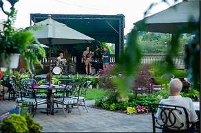 The Blennerhassett Hotel