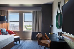 Renaissance Philadelphia Downtown Hotel