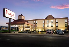 Red Roof Inn & Suites Columbus - West Broad