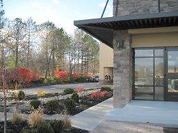 Best Western Plus Kingston Hotel And Conference Center