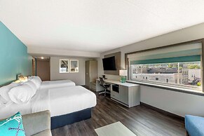 The Harborview, Ascend Hotel Collection