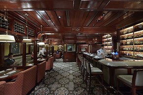 Mandarin Oriental, Hong Kong