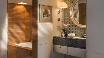 Mandarin Oriental, Hong Kong
