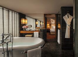 Mandarin Oriental, Hong Kong