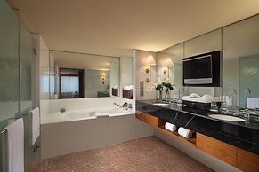 Mandarin Oriental, Hong Kong