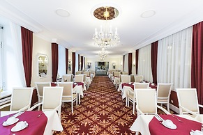 HELIOPARK Bad Hotel zum Hirsch