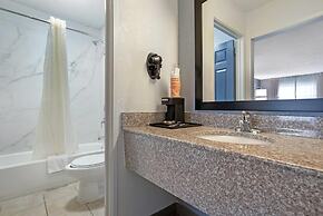 Quality Inn & Suites near Lake Eufaula