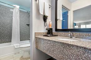 Quality Inn & Suites near Lake Eufaula