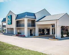 Quality Inn US65 & E. Battlefield Rd. Springfield
