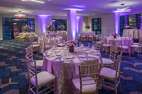 DoubleTree by Hilton Hotel & Suites Pittsburgh Downtown