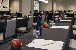 DoubleTree by Hilton Hotel & Suites Pittsburgh Downtown