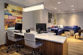 DoubleTree by Hilton Hotel & Suites Pittsburgh Downtown