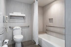 Atherton Park Inn & Suites