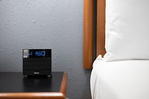 Atherton Park Inn & Suites