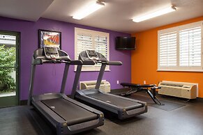 Atherton Park Inn & Suites