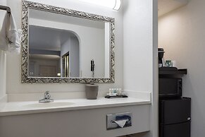 Atherton Park Inn & Suites