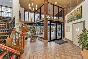 Bedford Regency Hotel