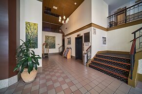 Bedford Regency Hotel