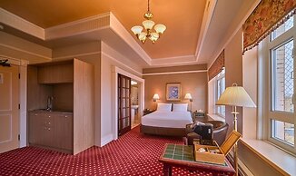 Bedford Regency Hotel