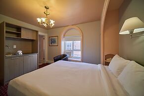 Bedford Regency Hotel