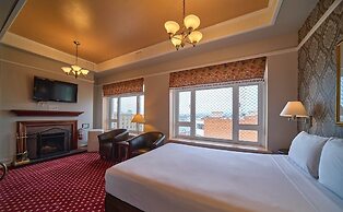 Bedford Regency Hotel