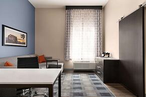 La Quinta Inn & Suites by Wyndham San Bernardino